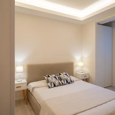 Casa Angela, A Few Steps From The Sea דירה